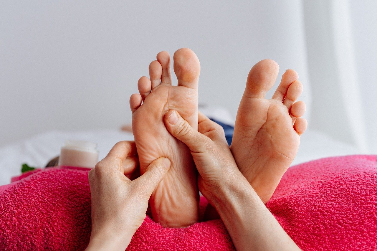 Fußreflexzonenmassage – Sanfte Hilfe bei Schmerzen und Verspannungen